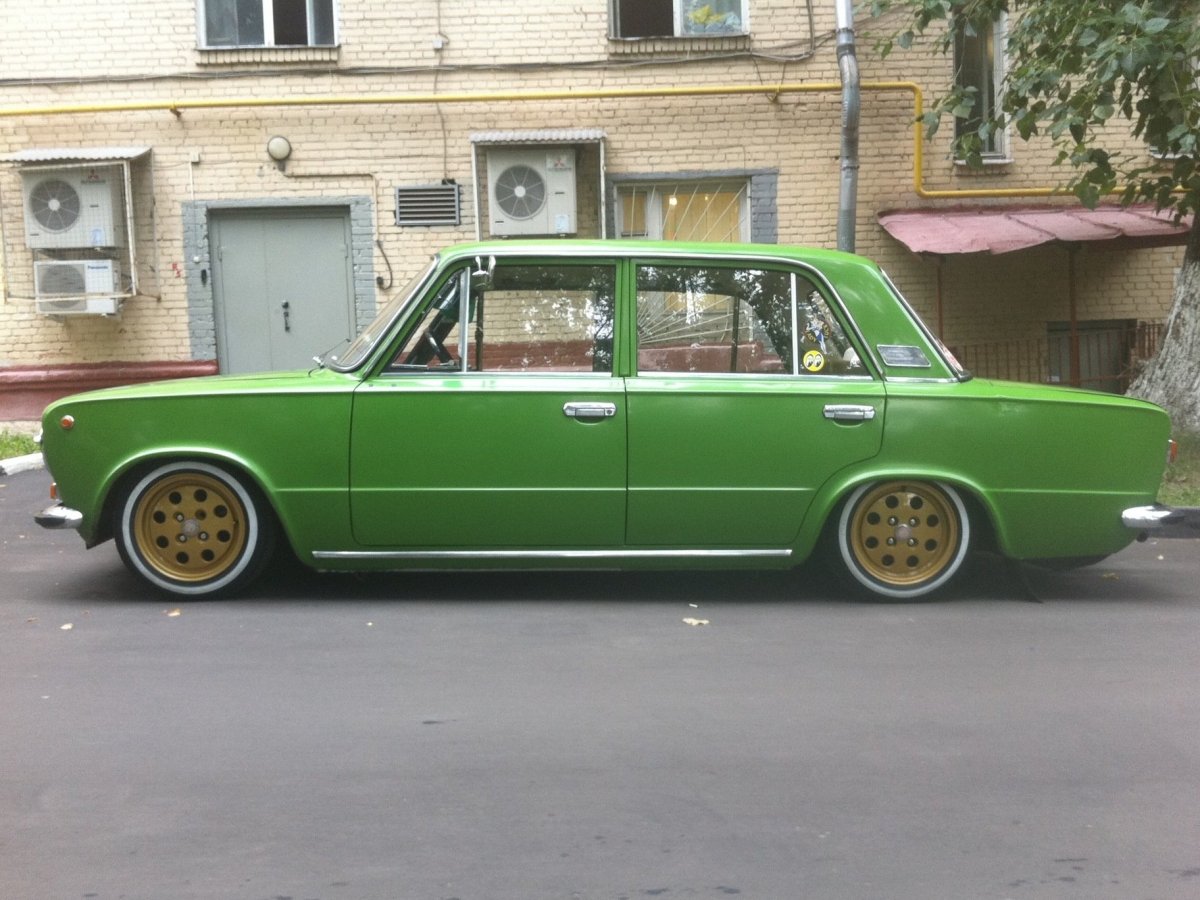 ВАЗ 2106 стенс зеленая