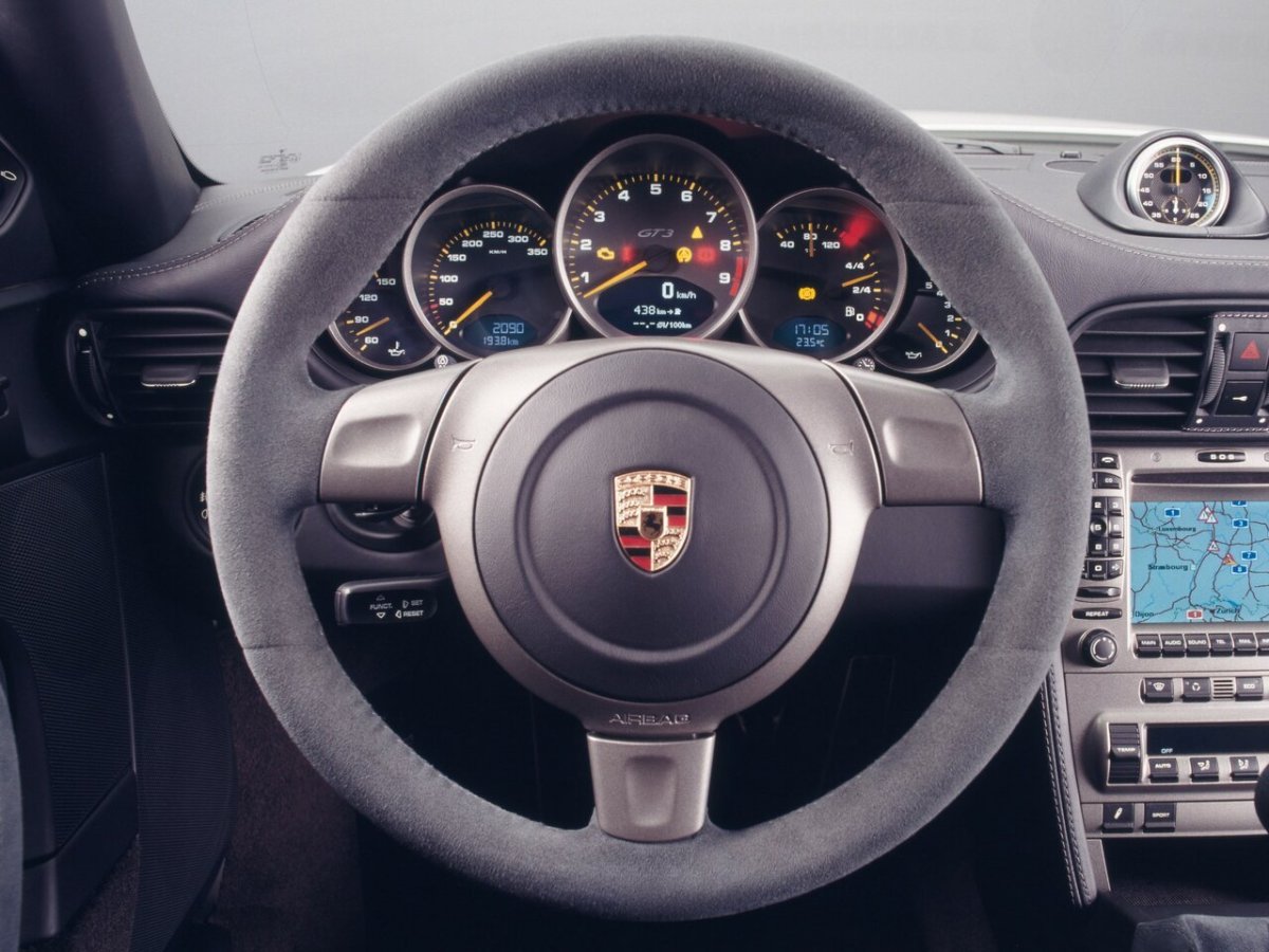 Порше 911 2008 салон