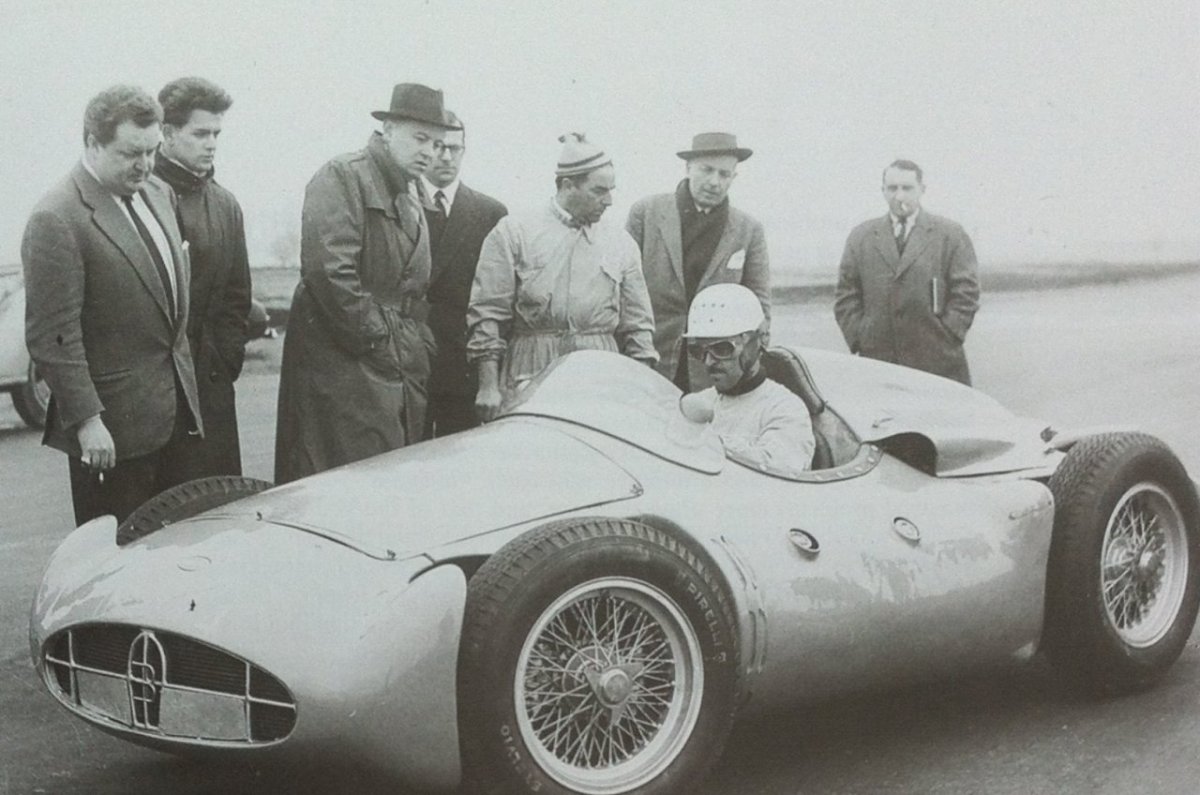 Bugatti первая машина