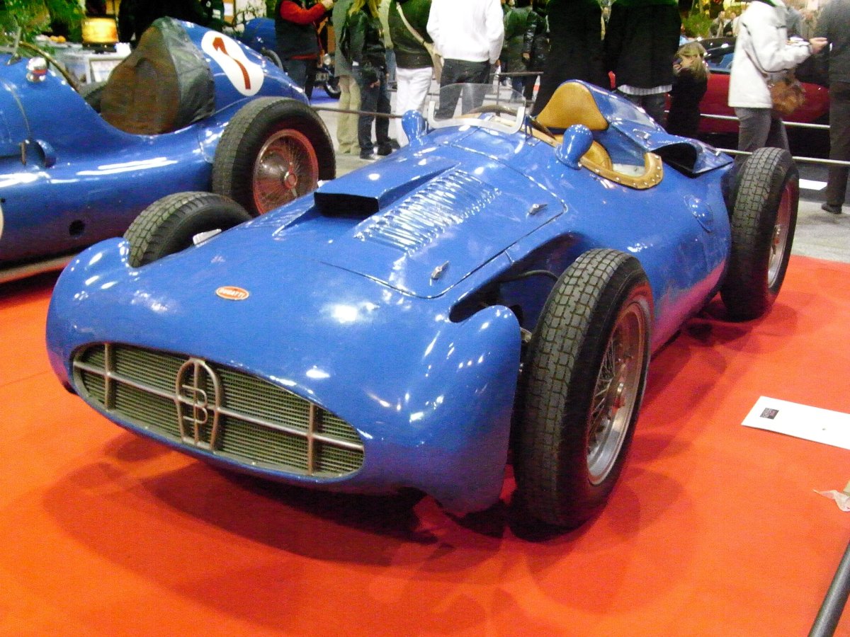 Трицикл Бугатти