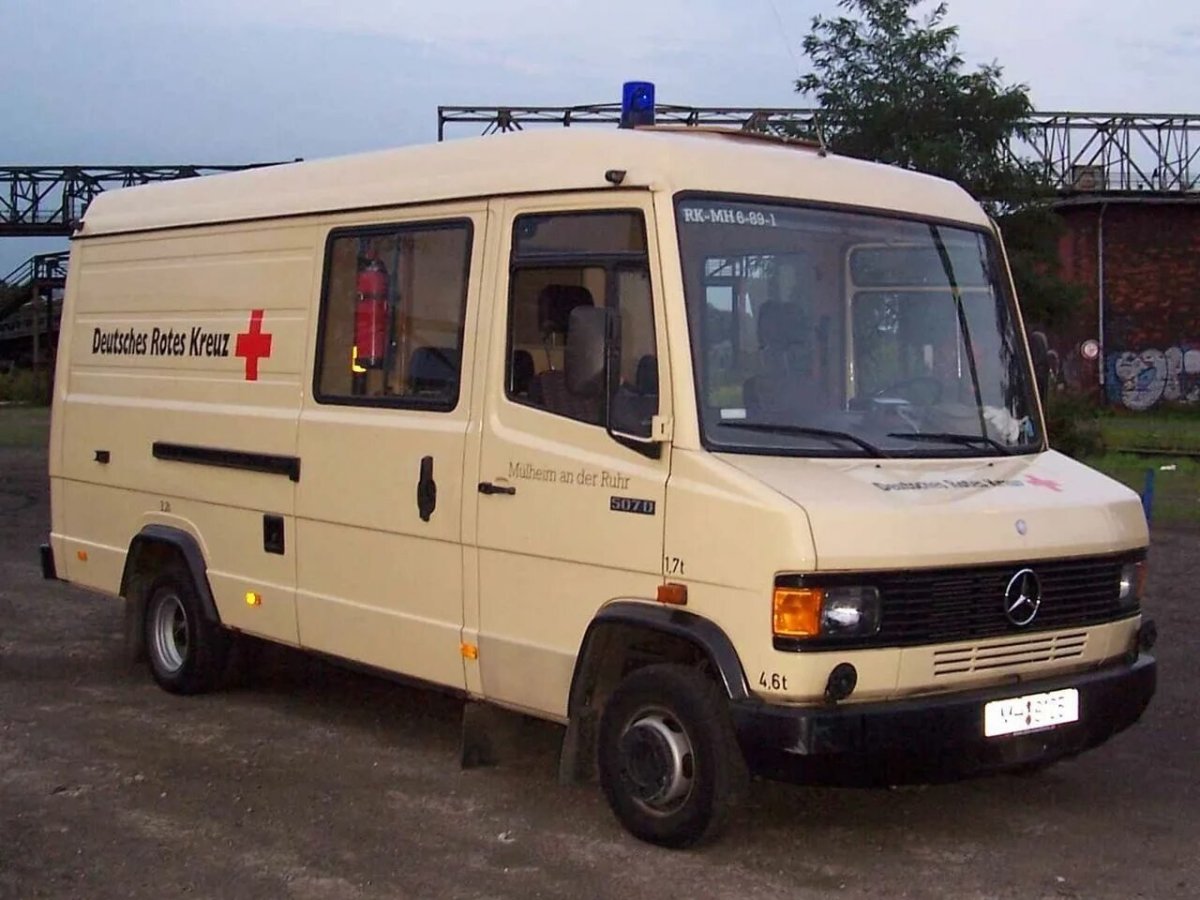 Mercedes-Benz t2 фургон