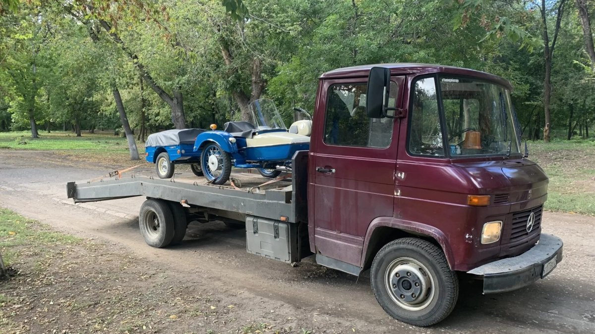 Mercedes Benz t2 эвакуатор