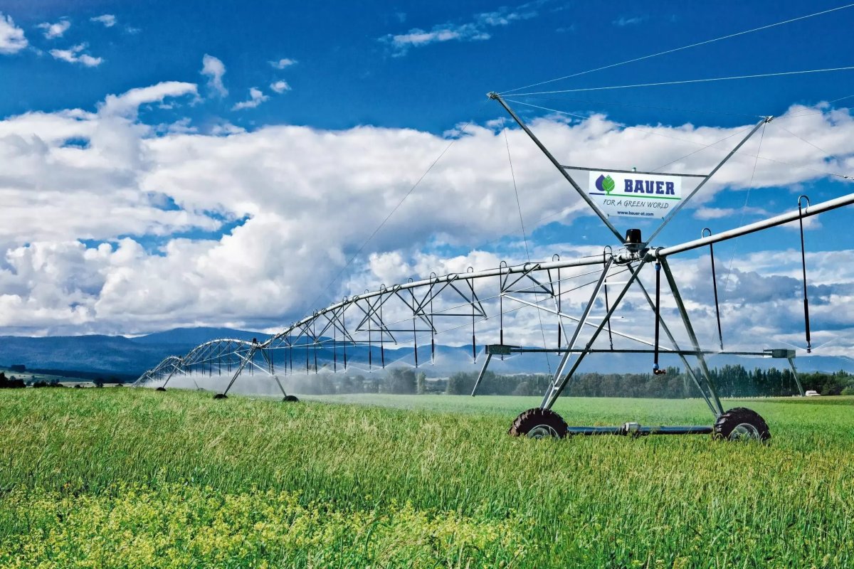 Дождевальная машина Бауэр