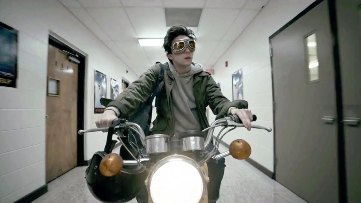 Мотоцикл из сериала Вейн