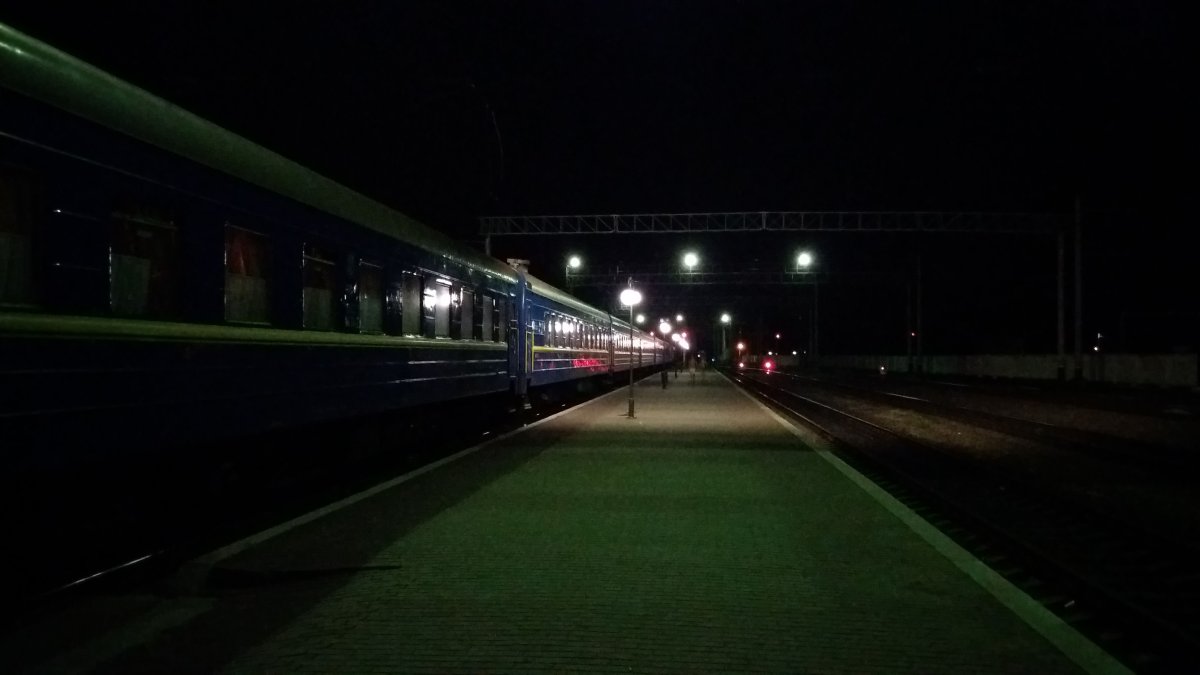 Витебск Железнодорожный вокзал ночью 2023