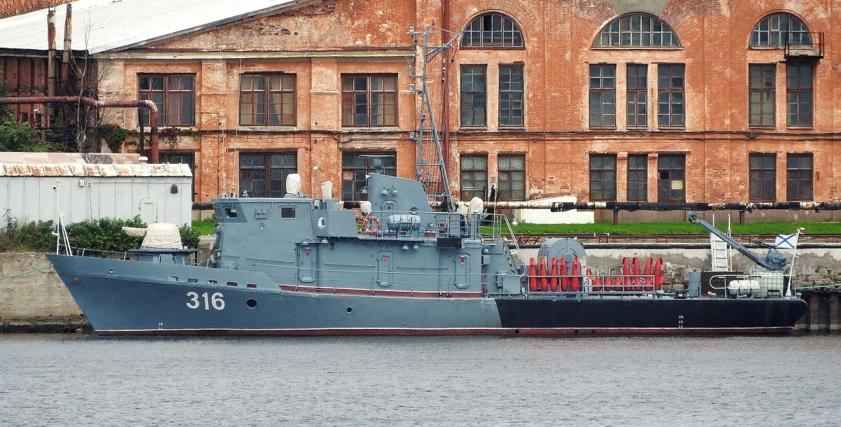 Рейдовый тральщик РТ-231