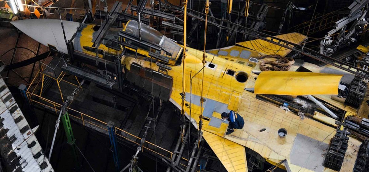 Самолетостроение