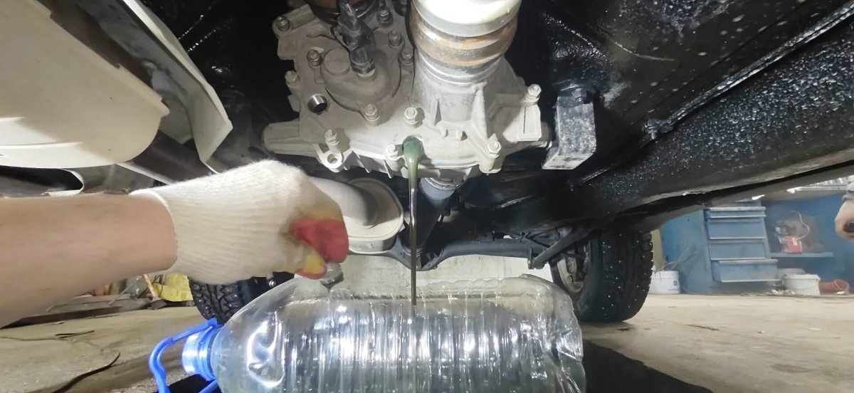 Масло в раздатку Нива Тревел