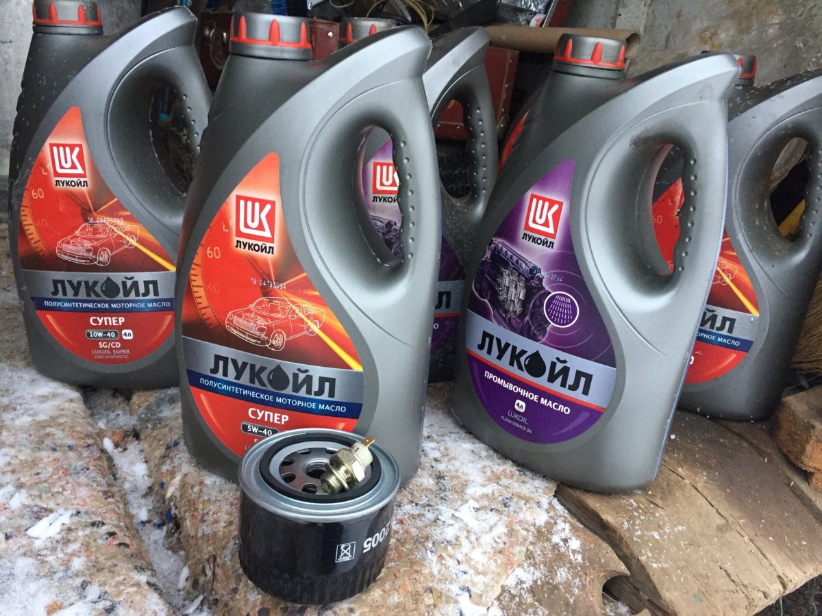 Масло в двигатель Нива Шевроле