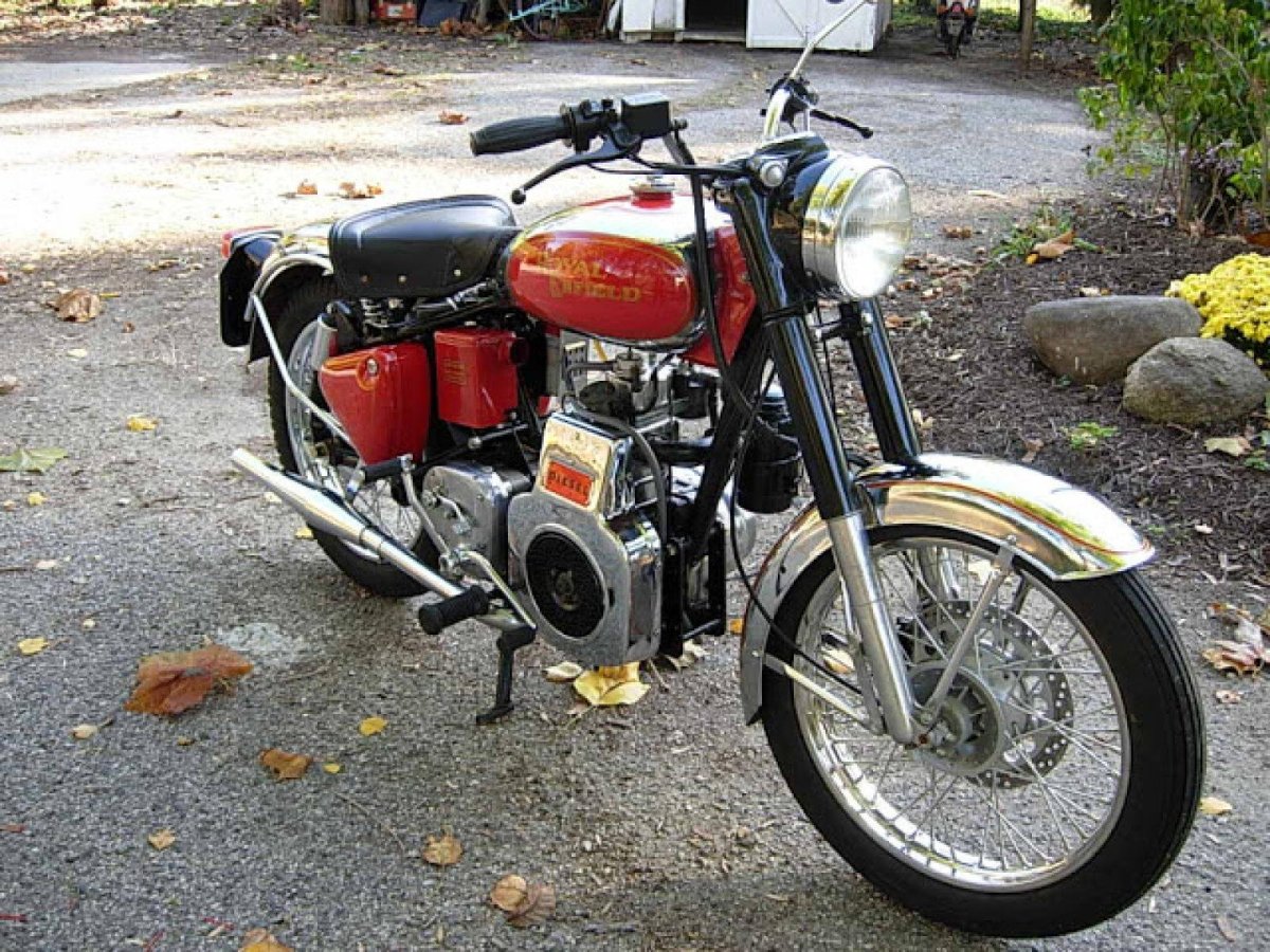 Роял Энфилд Таурус