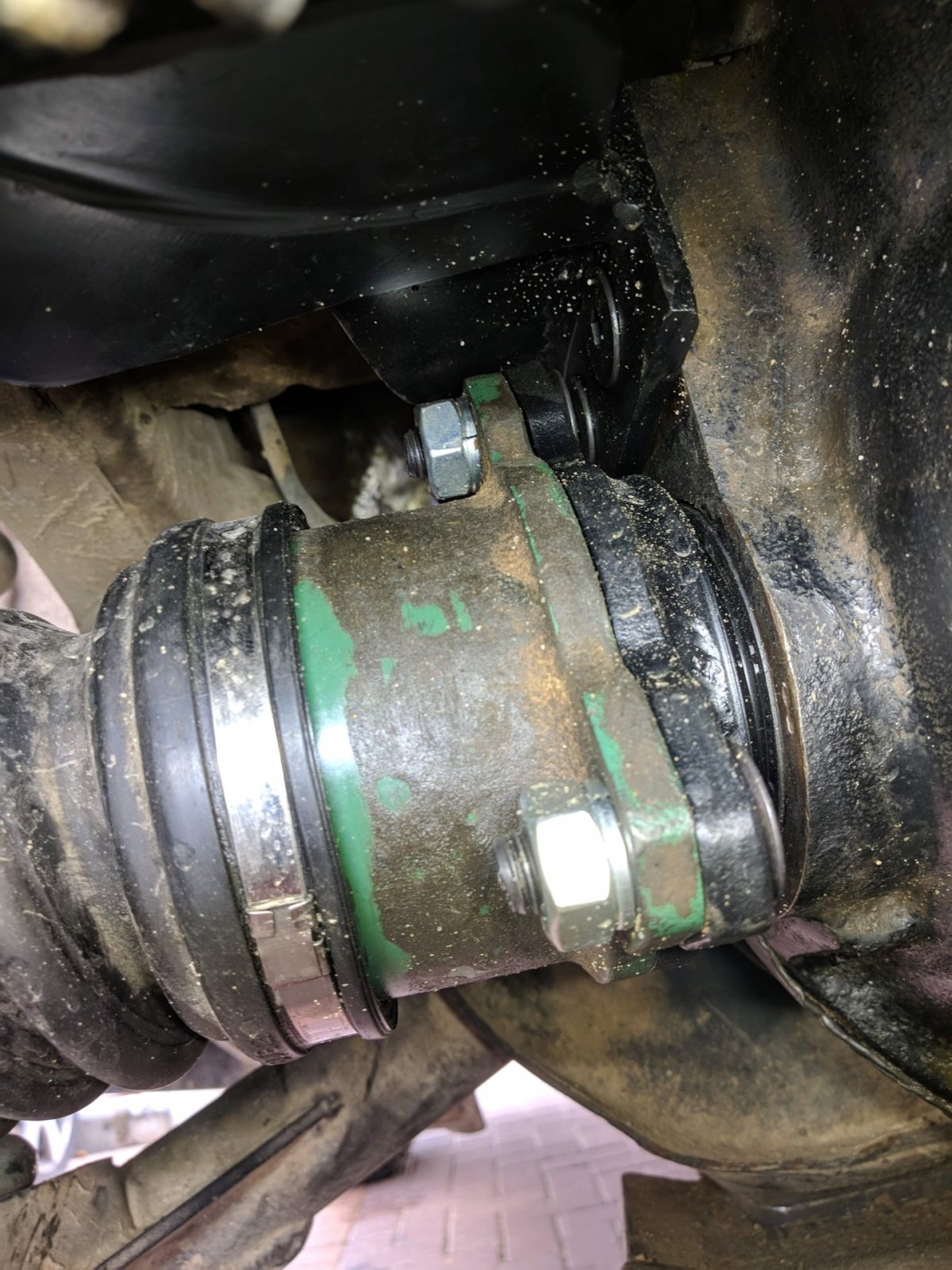 Сузуки Гранд Витара 2.5 v6 доработка правого привода фланец разъемный