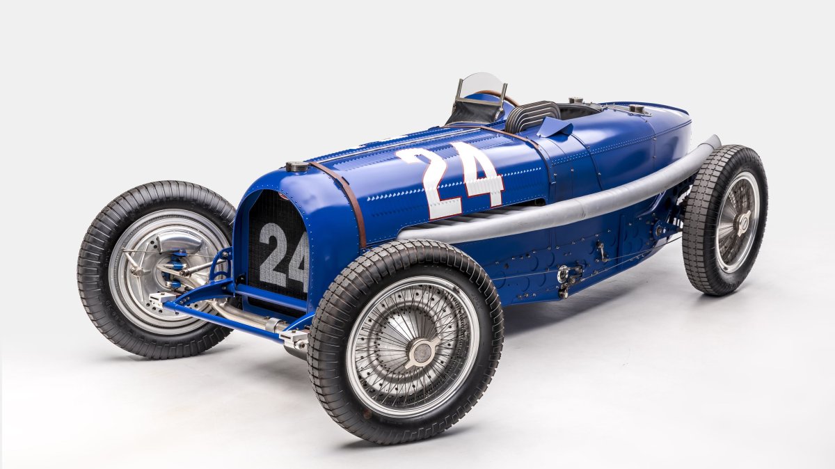 Бугатти ретро