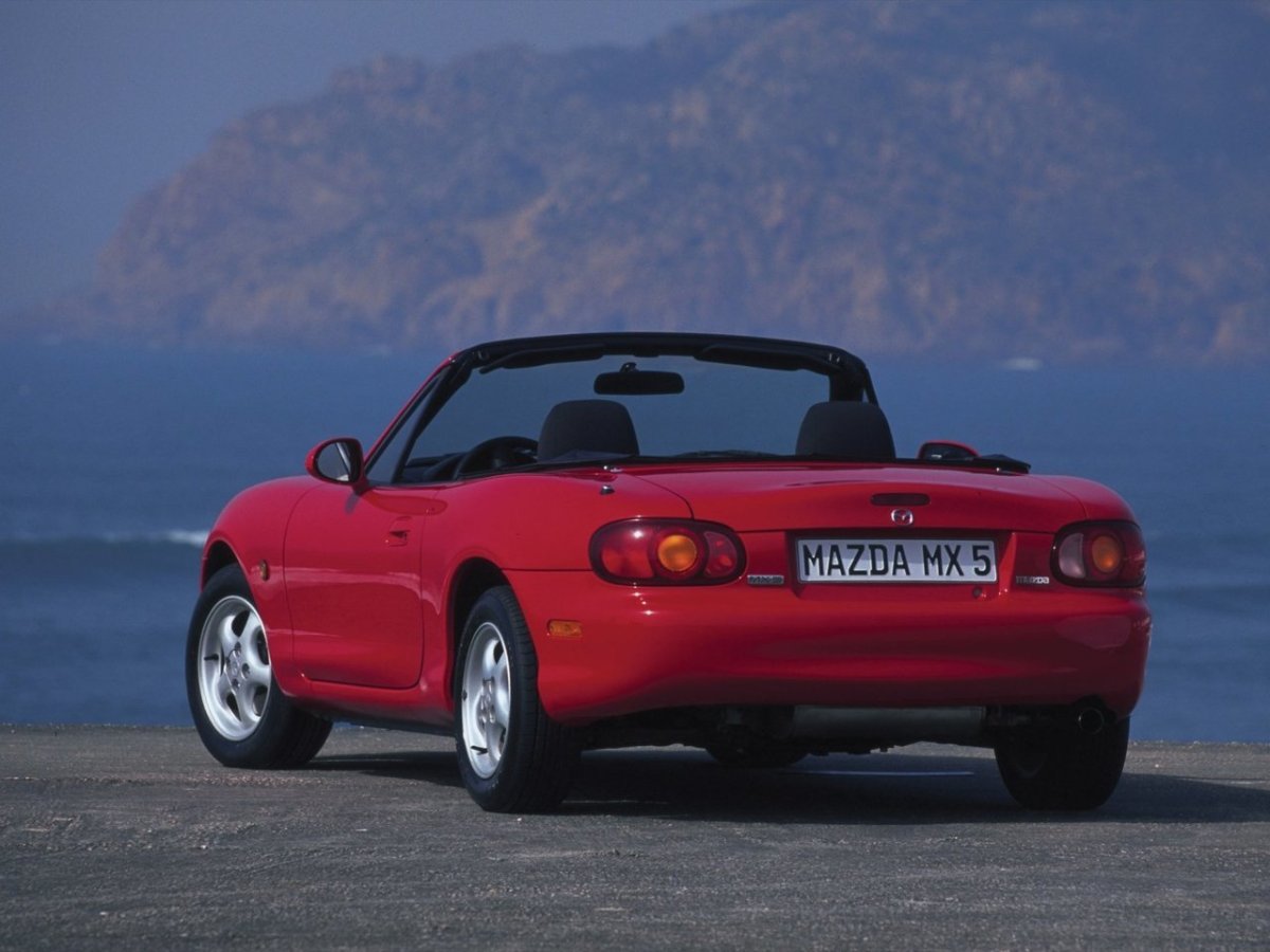Mazda MX-5 II (NB)