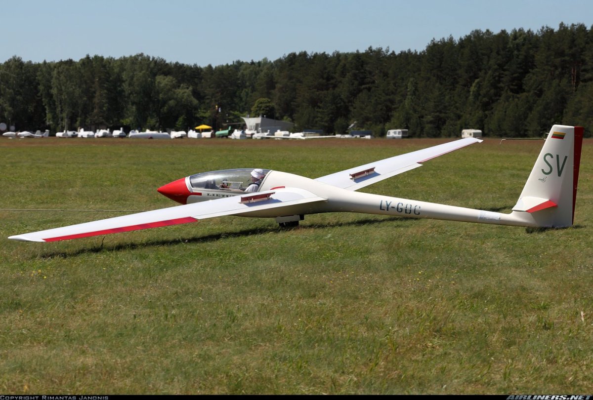 Лак 12 планер