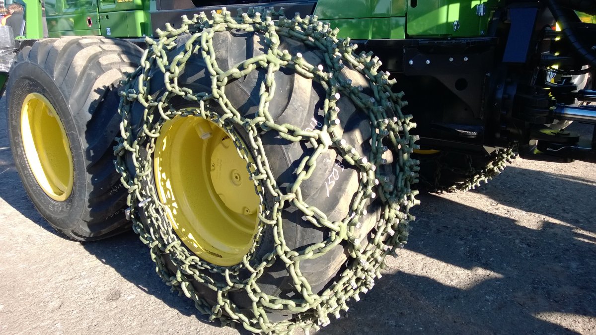 Цепи противоскольжения форвардер John Deere