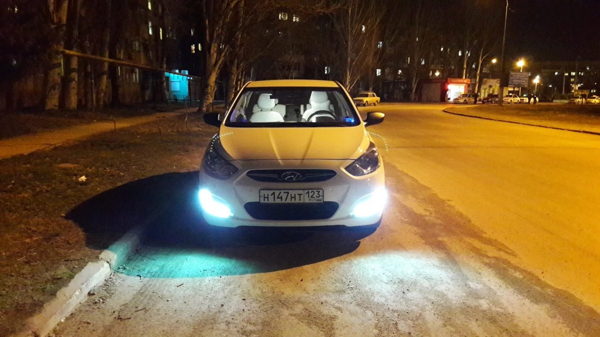 Hyundai Solaris 2 led