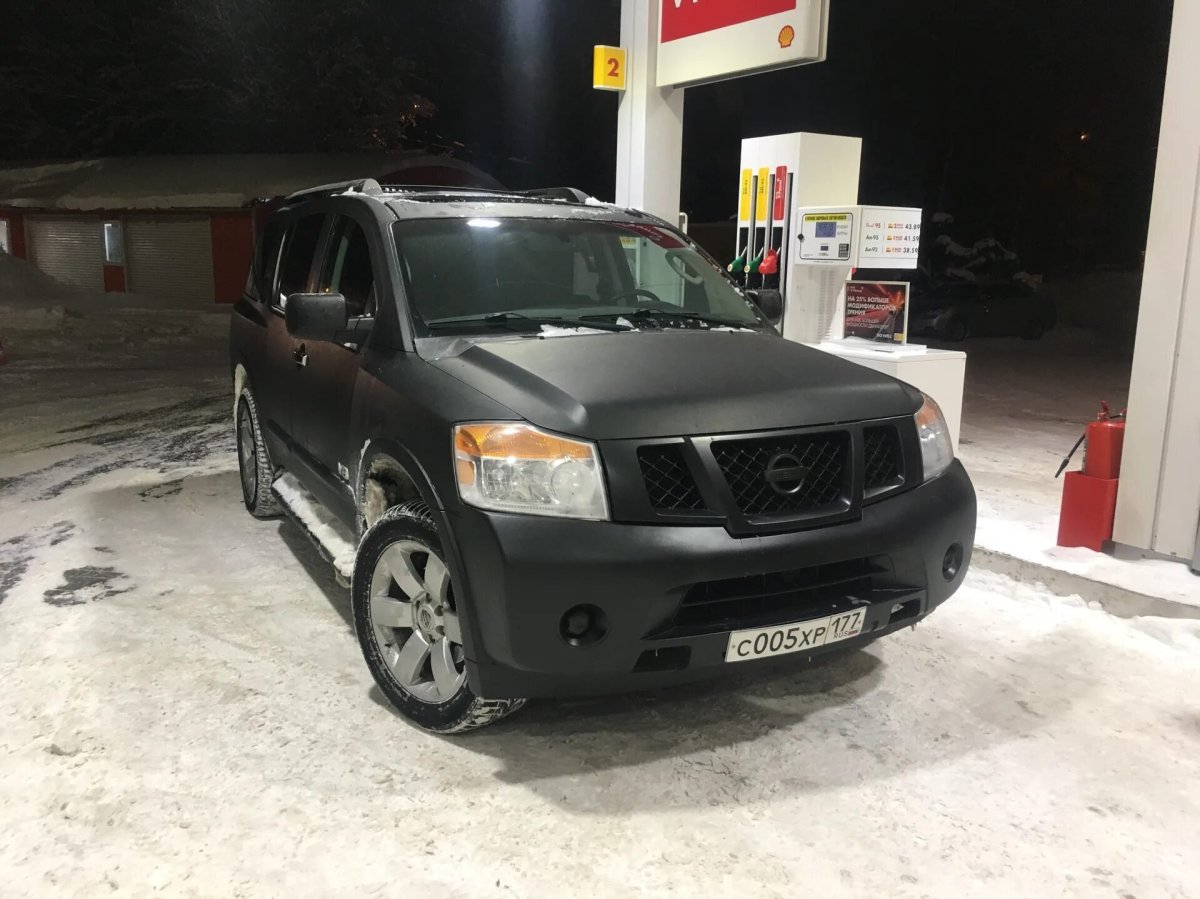 Nissan Armada Black