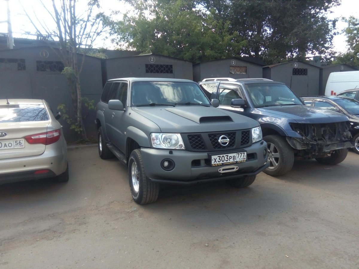 Ниссан Патрол в рапторе