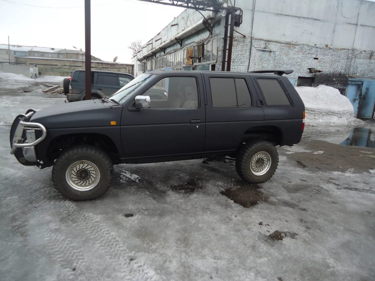 Раптором Ниссан Террано