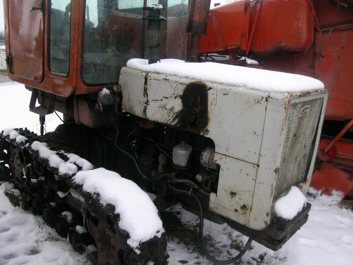 Капот на трактор т 70