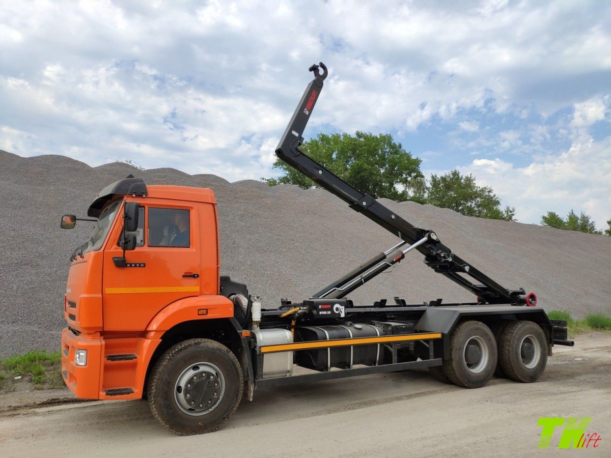 КАМАЗ 6520 шасси