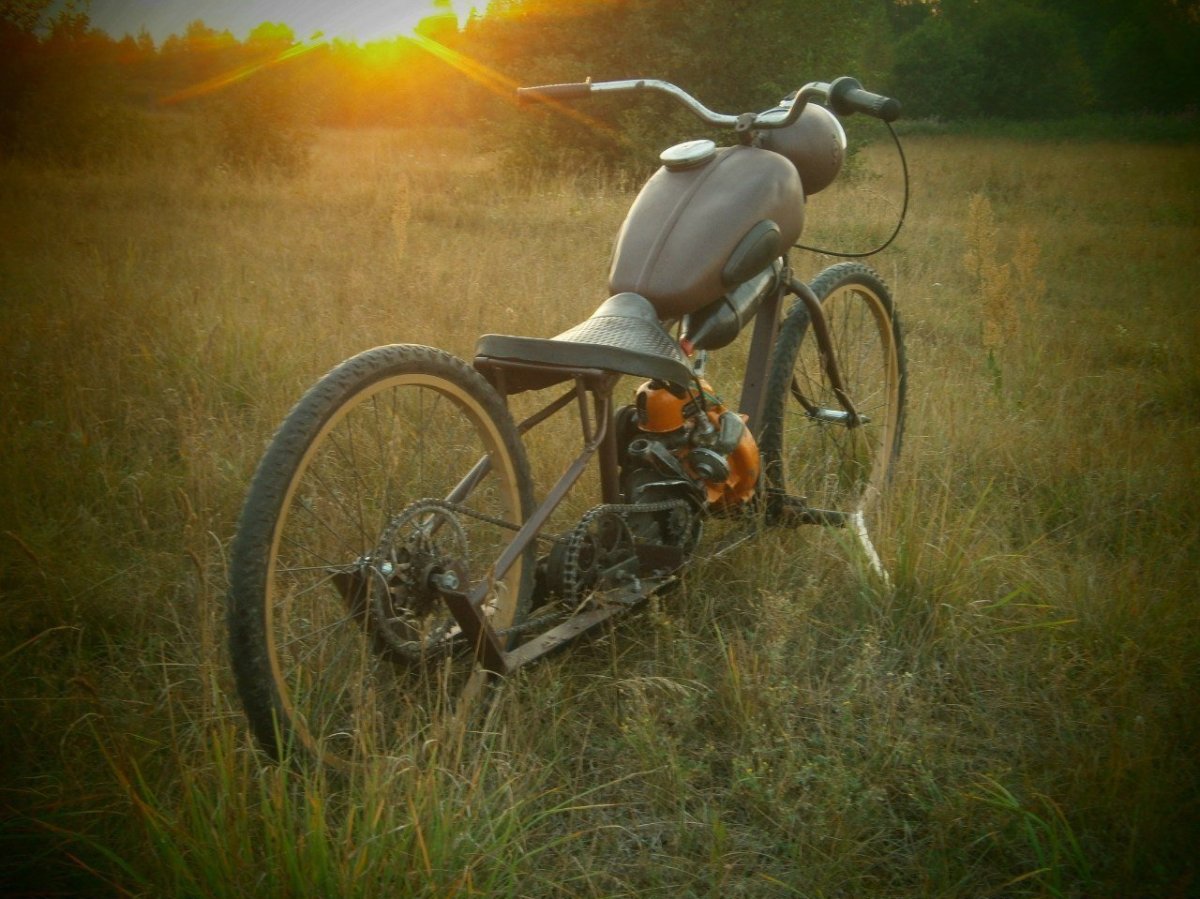 Мопед из велосипеда