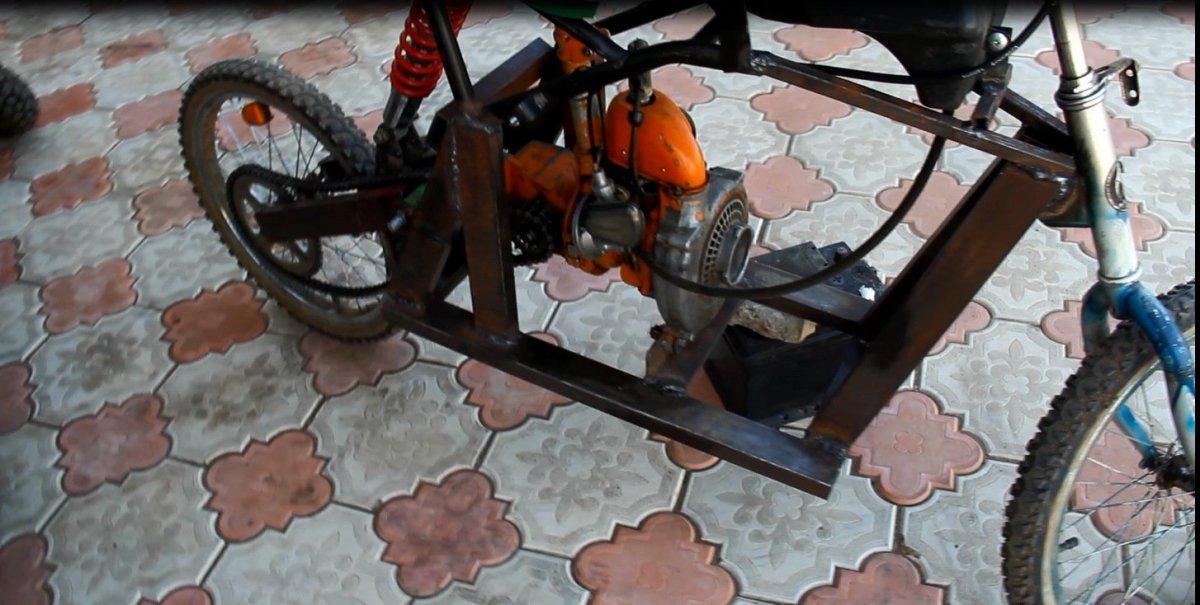 Мопед из пилы Урал 2