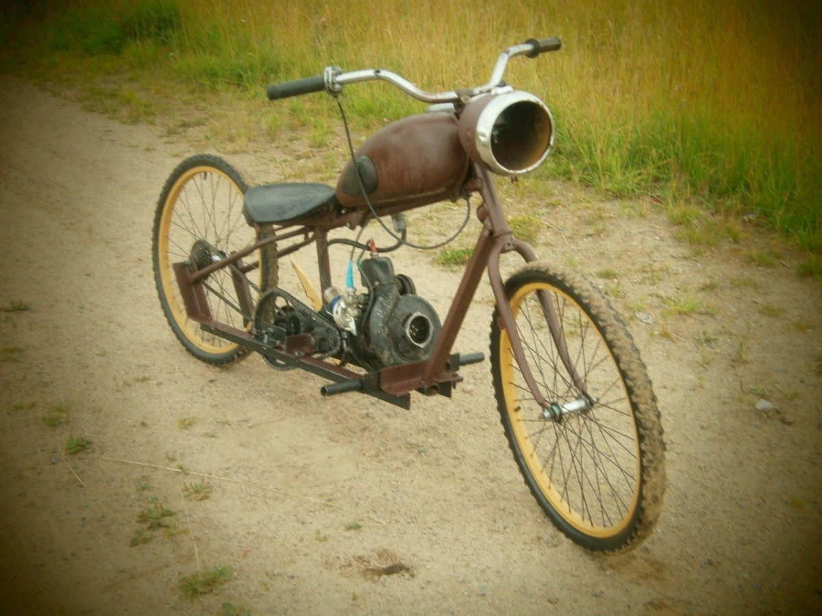 Мопед из пилы Урал