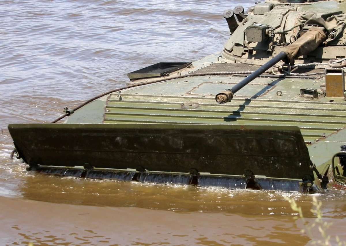 Боевая бронированная машина