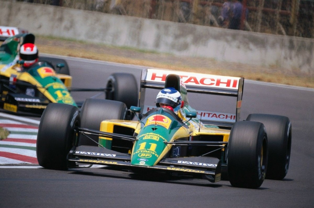 Хаккинен Лотус 1992