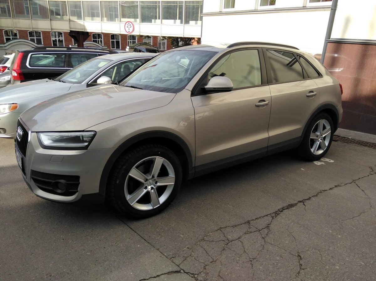 Audi q3 u8 r18