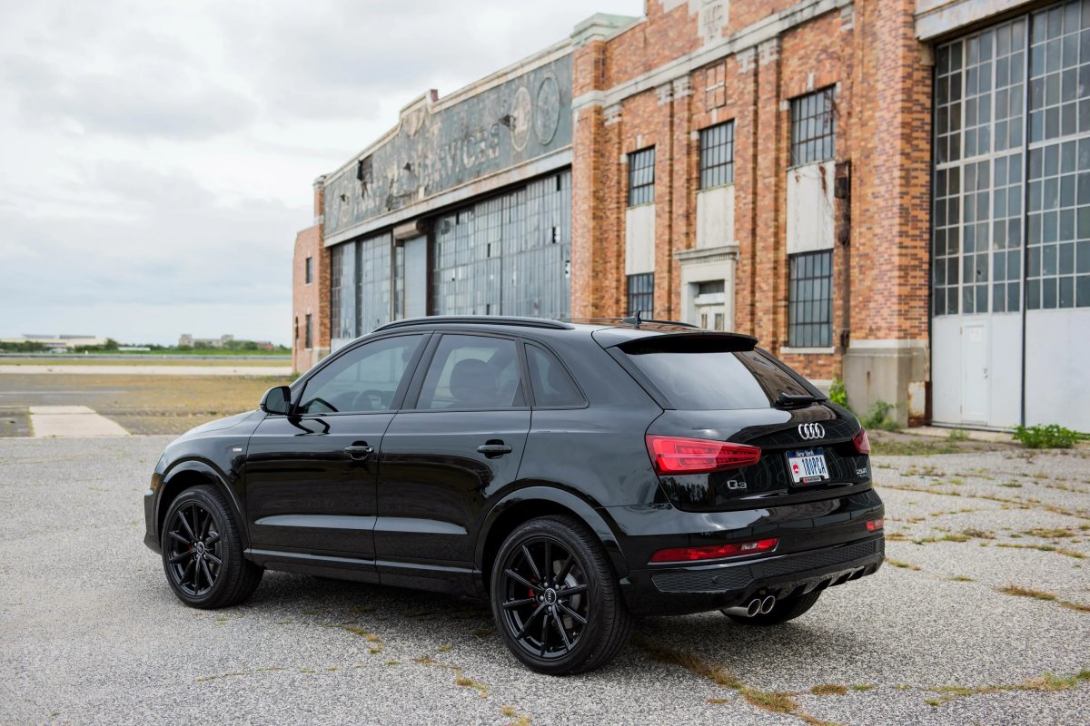 Ауди q3 черная