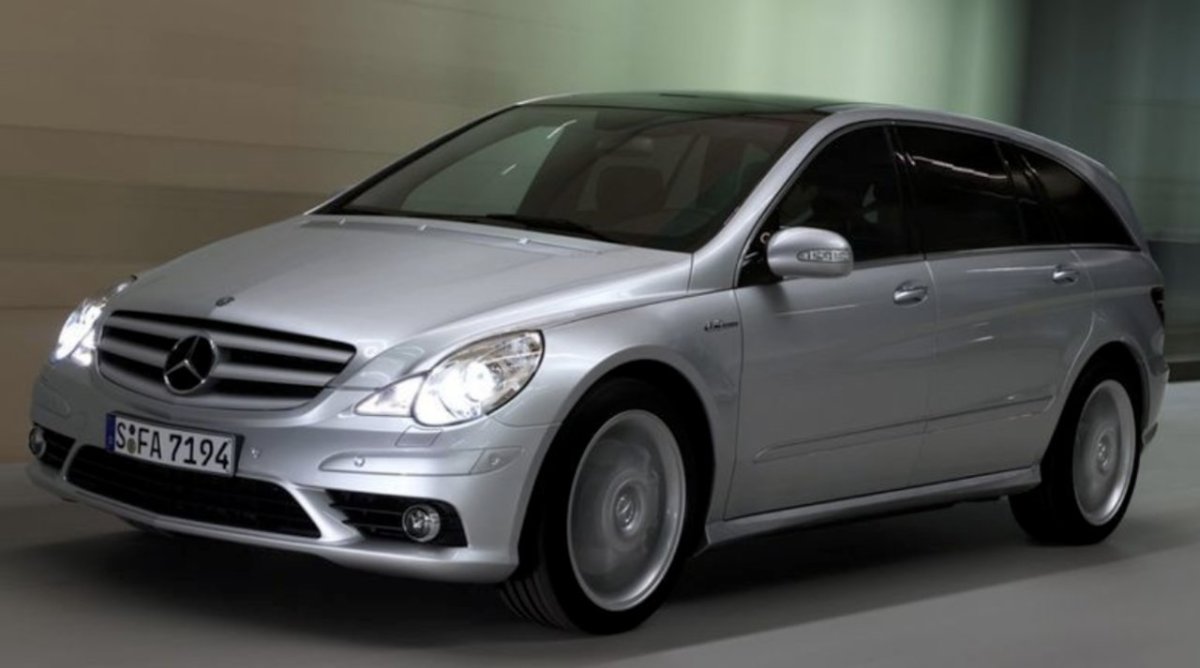 Мерседес 251