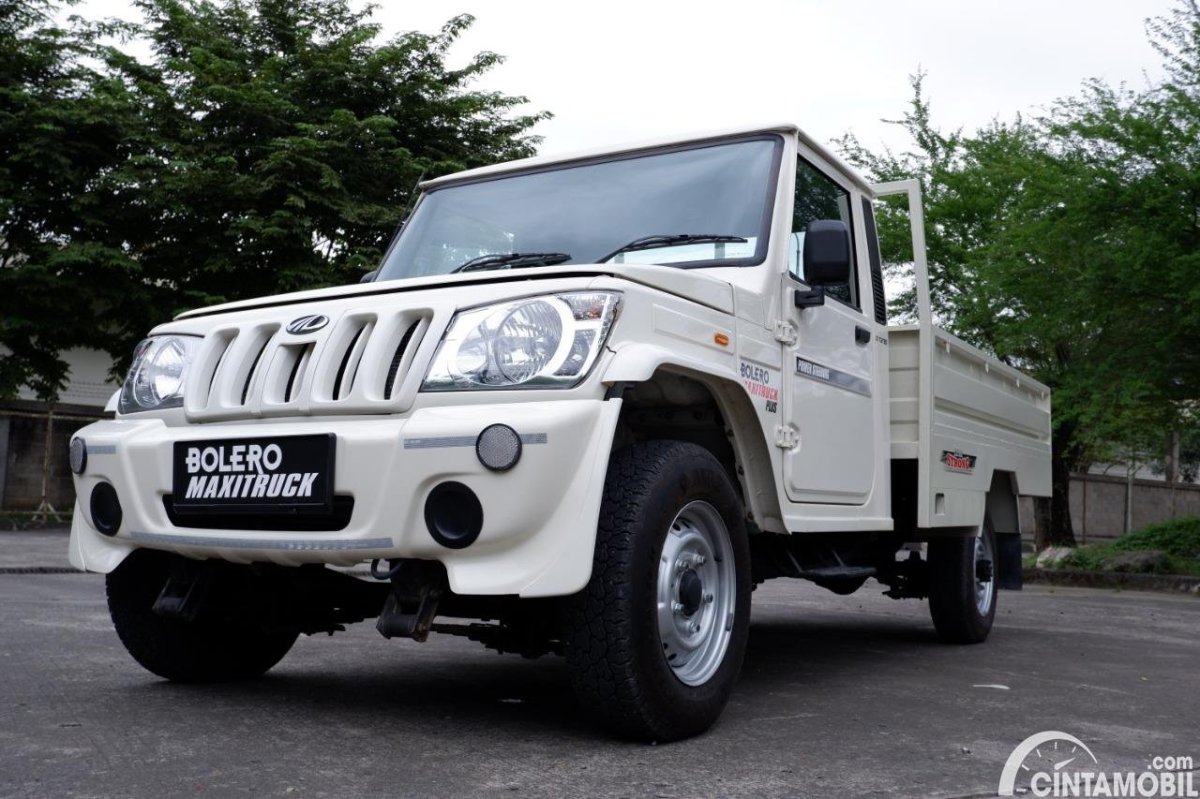 Силовой бампер Mahindra Bolero