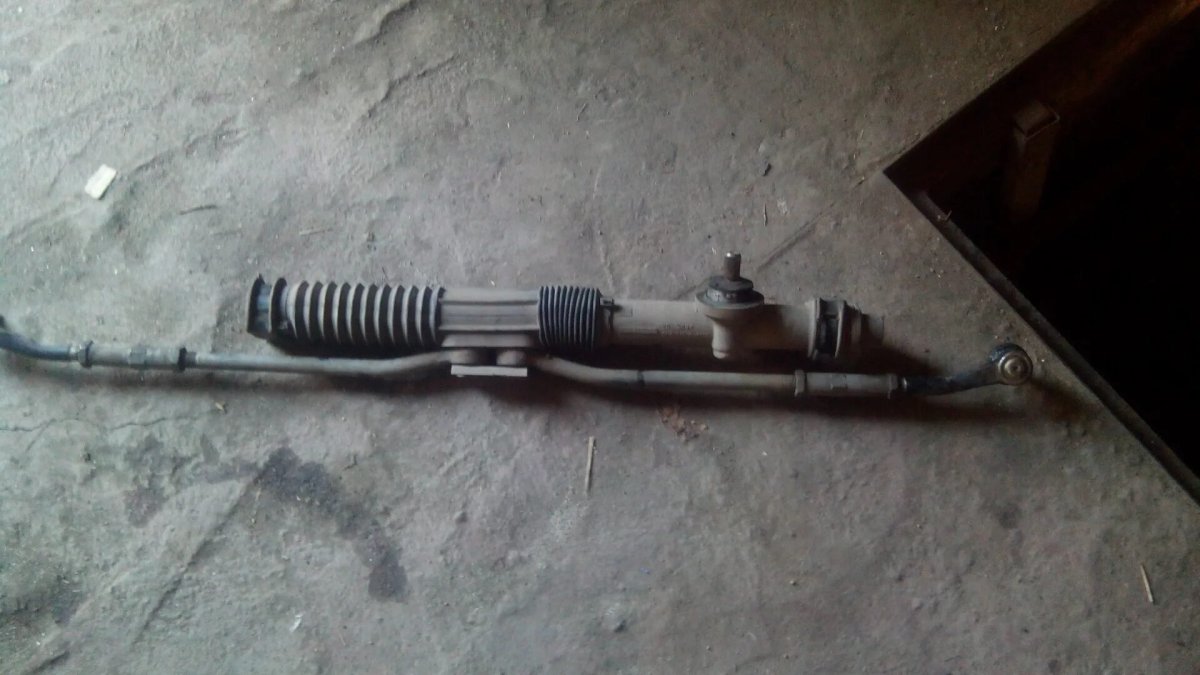 Рулевая рейка ВАЗ 2109 С наконечниками