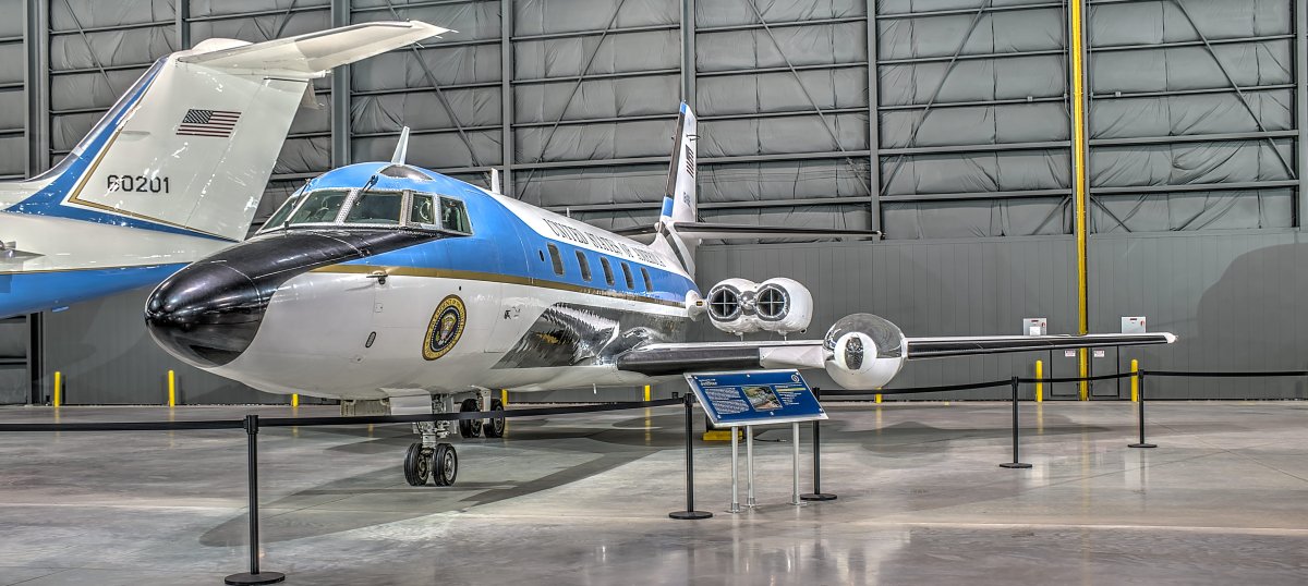 Локхид Джетстар 2