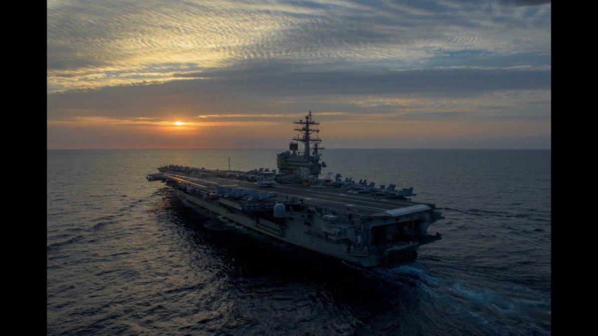 Корабль авианосец Адмирал Кузнецов