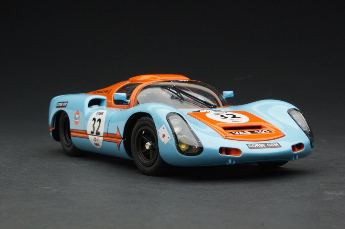 Porsche 910