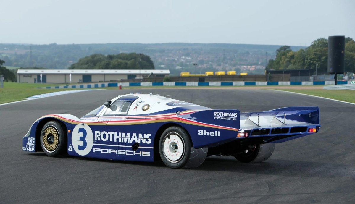 Porsche 956