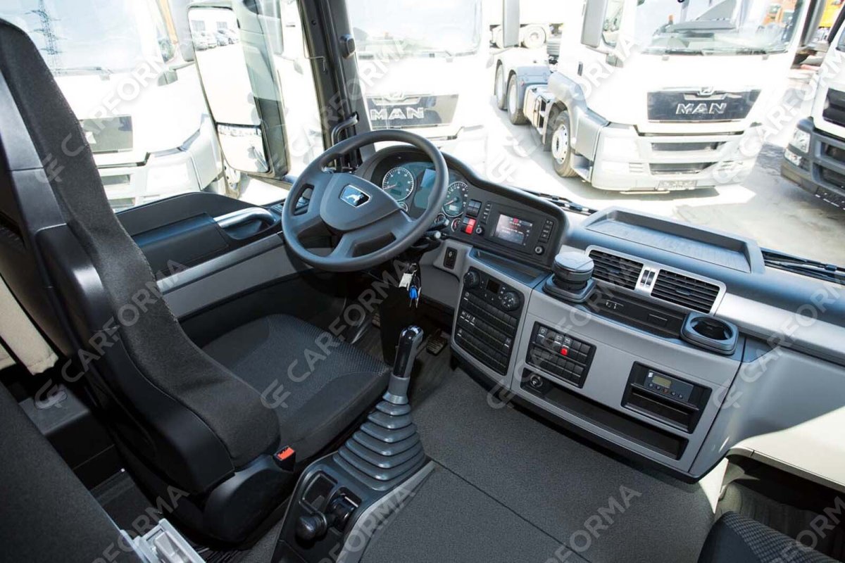 Тягач ман ТГС салон