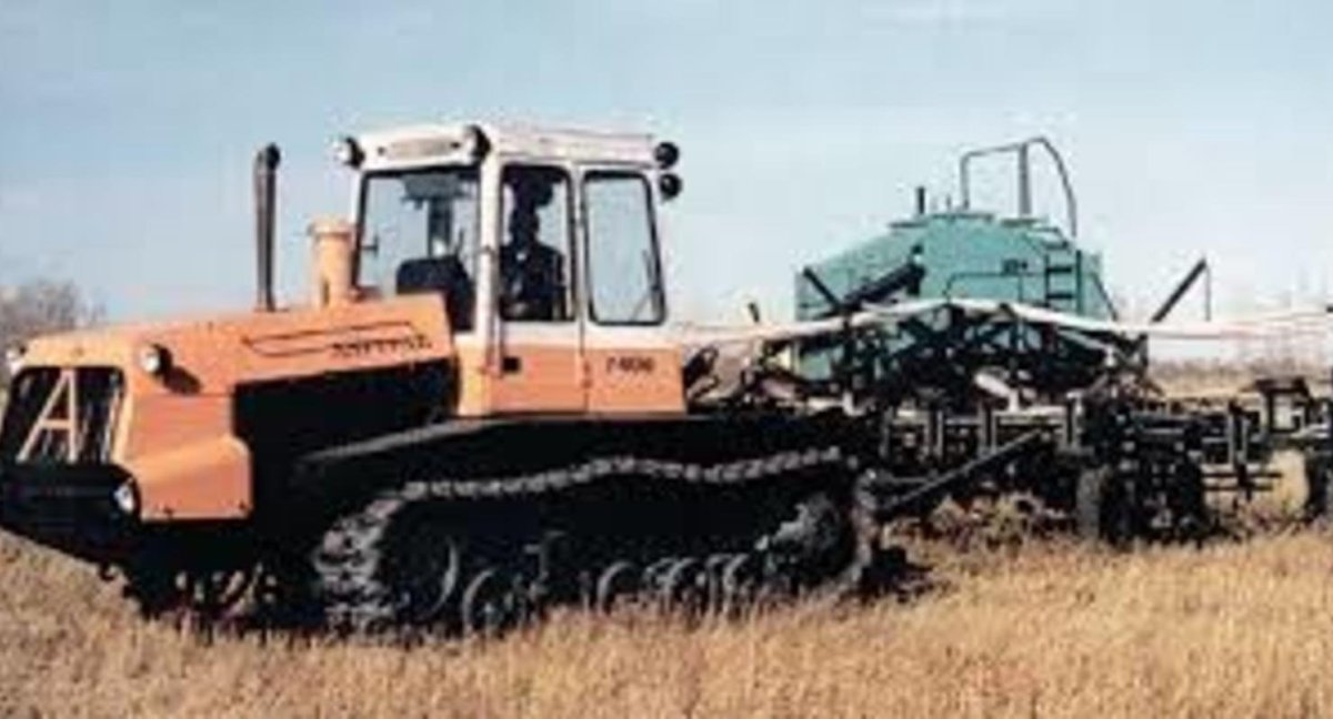 Т 250 трактор АЛТТРАК