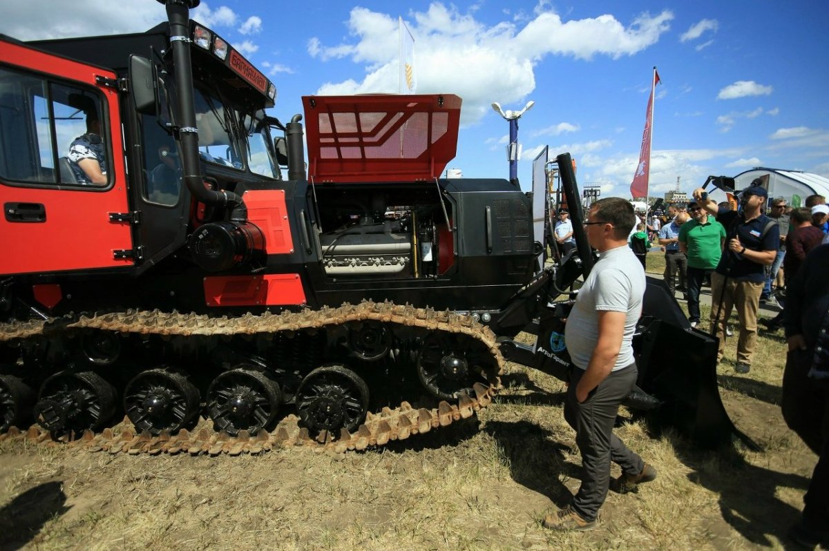 Трактор Алтай