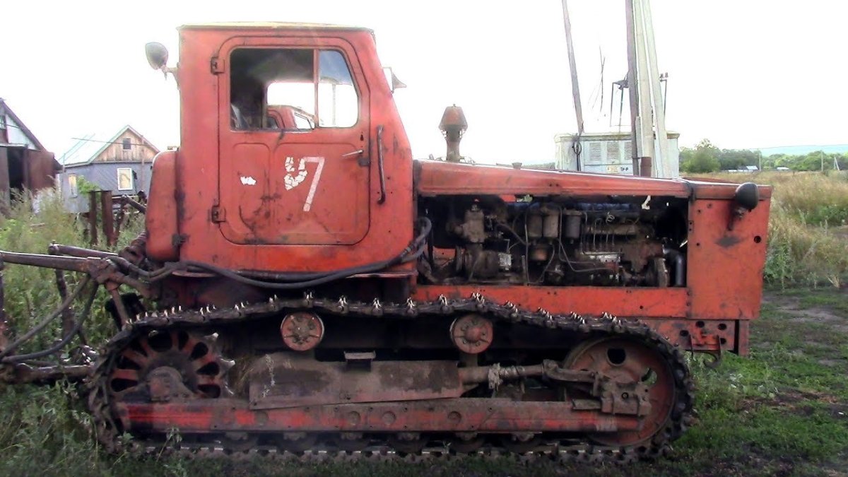Трактор гусеничный т-4а АТЗ