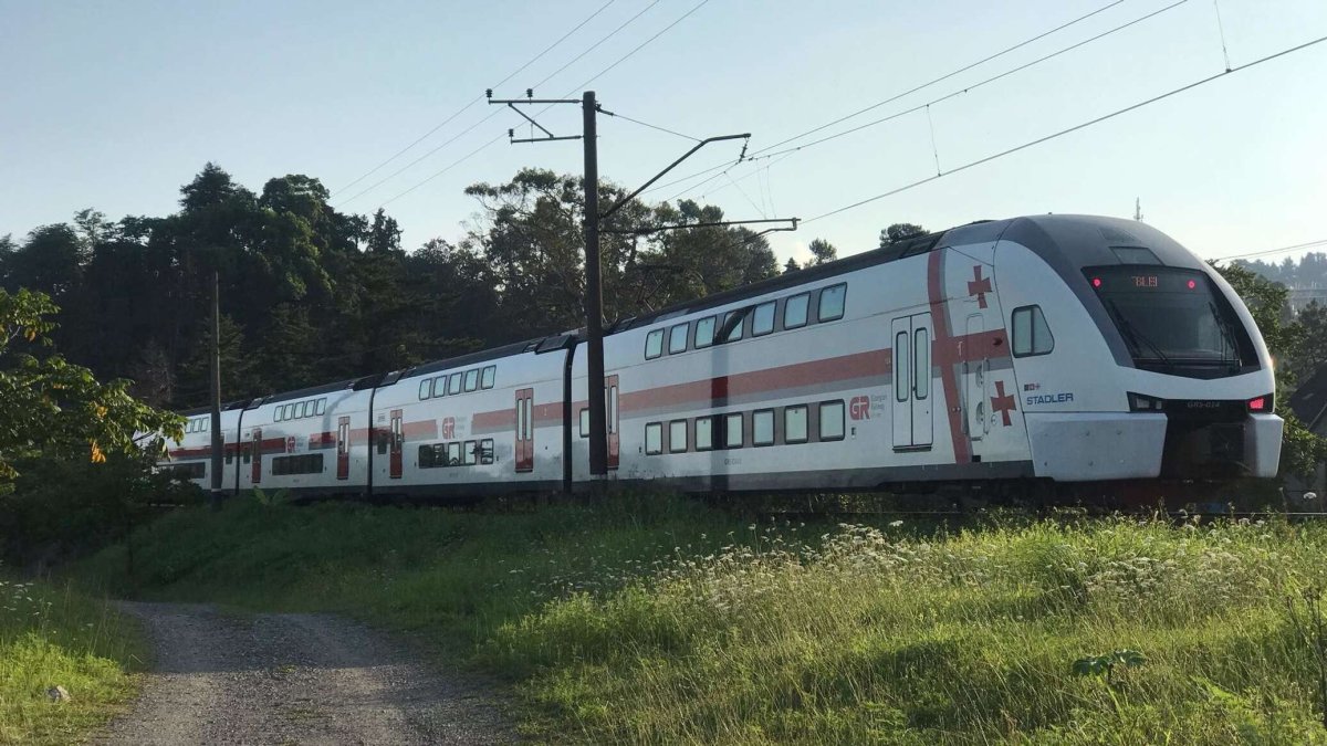 Грузия поезд Тбилиси Батуми