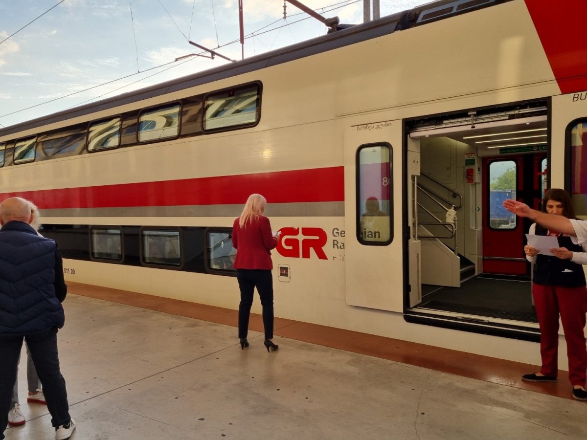 Поезд Тбилиси Батуми