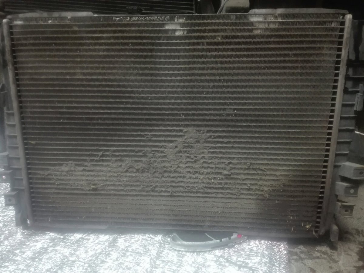 Радиатор x-Type