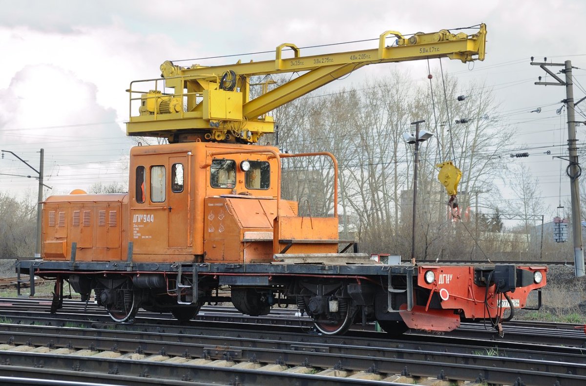 Дрезина ДГКУ-5