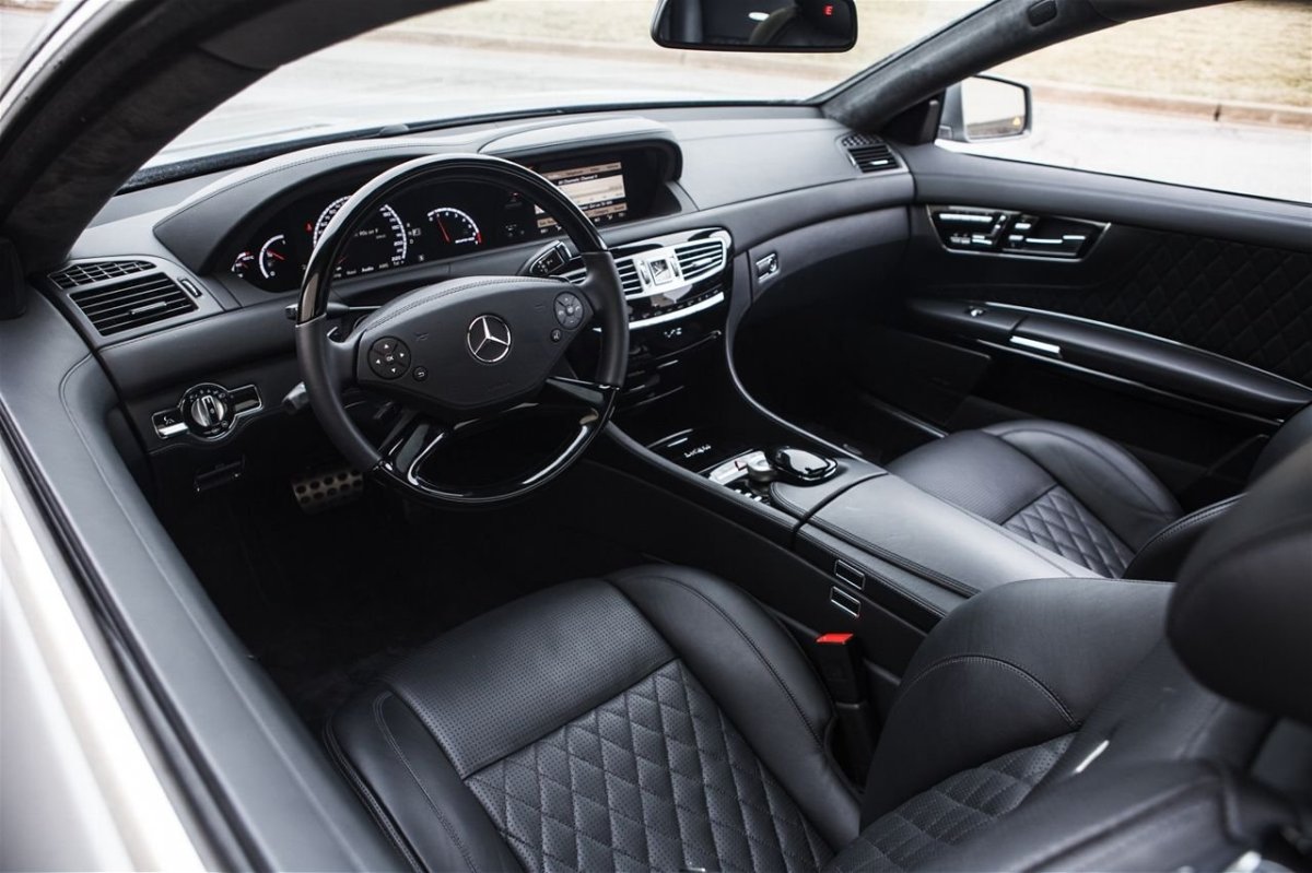 Mercedes CL 63 AMG салон