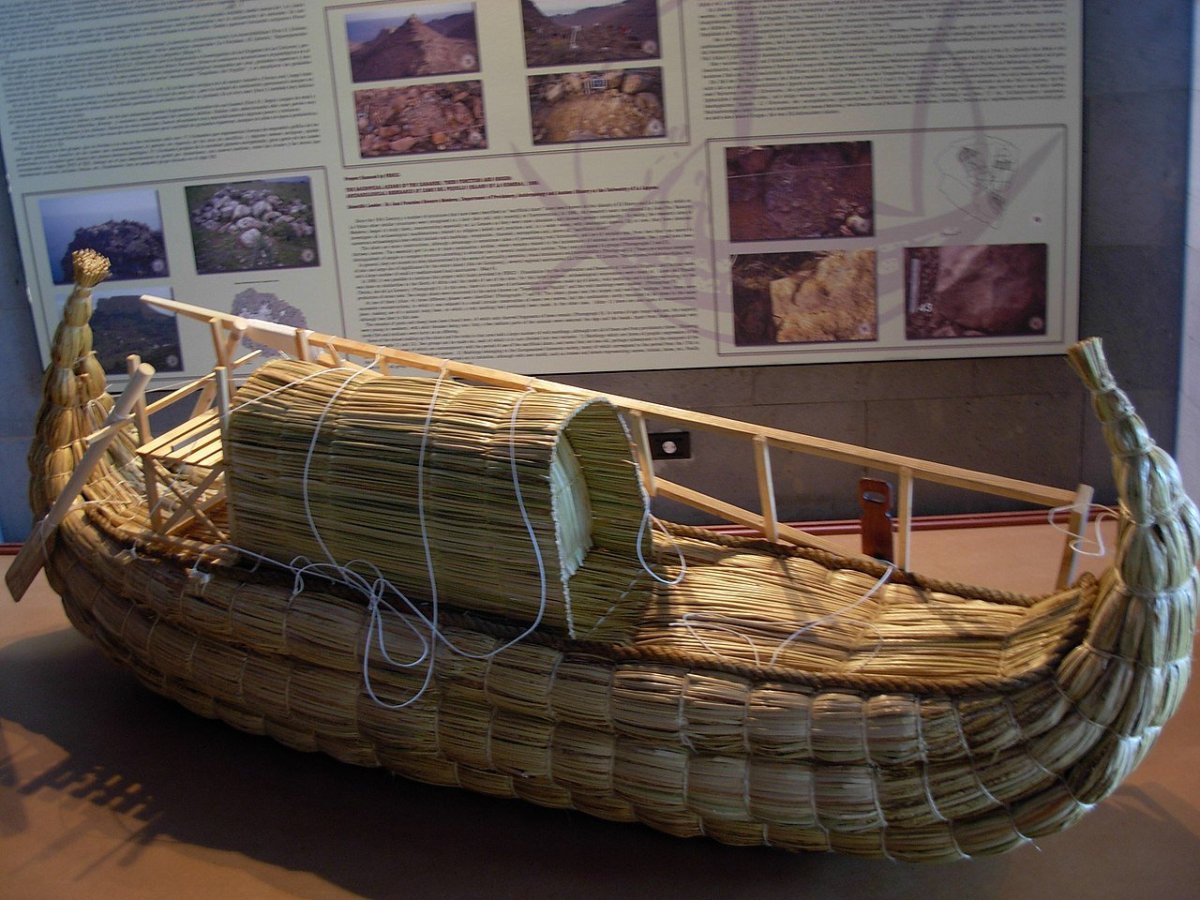 Папирусная лодка тура Хейердала