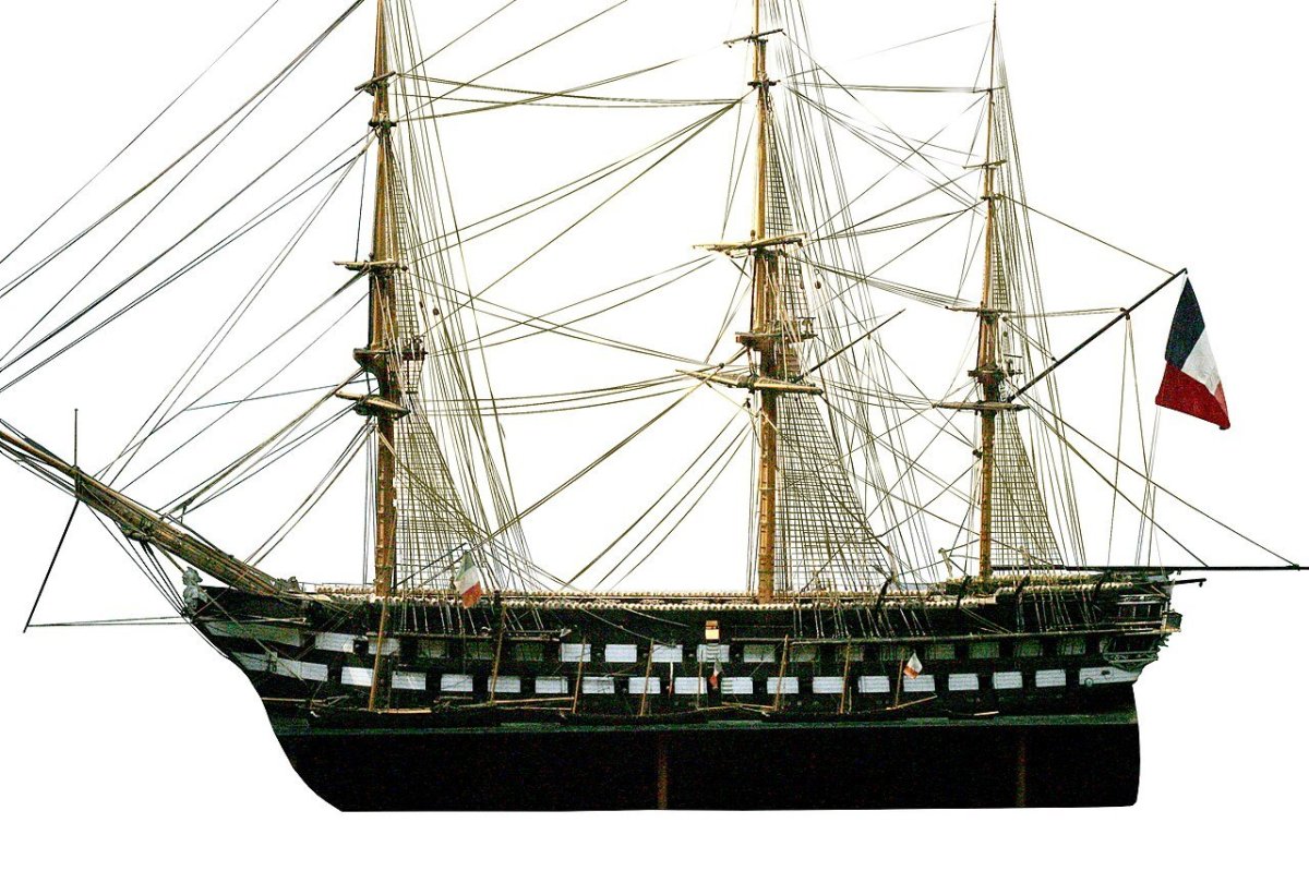 Французский корабль Ле Флерон